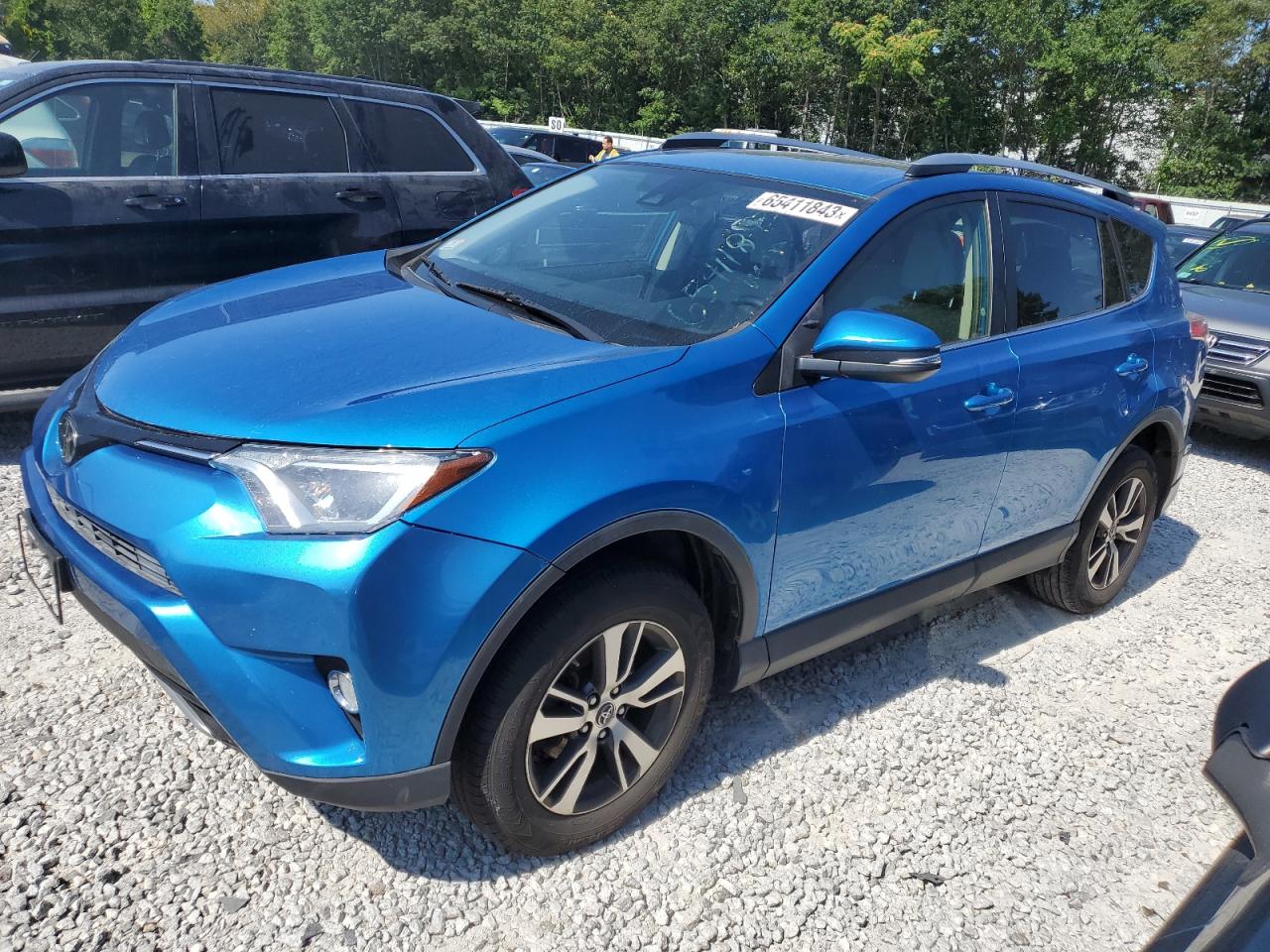 TOYOTA RAV 4 2018 jtmrfrev9jj187460