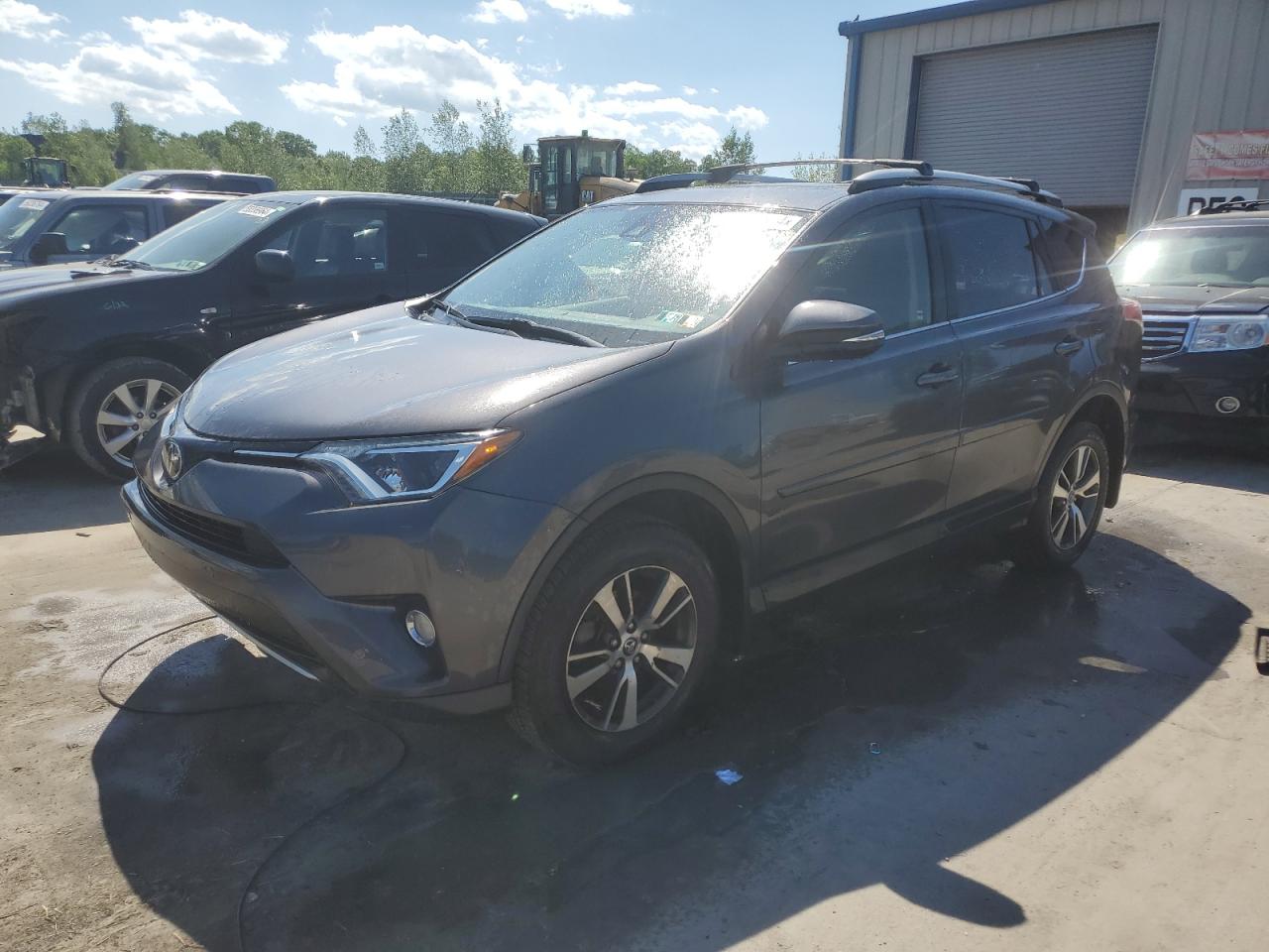 TOYOTA RAV 4 2018 jtmrfrev9jj219288