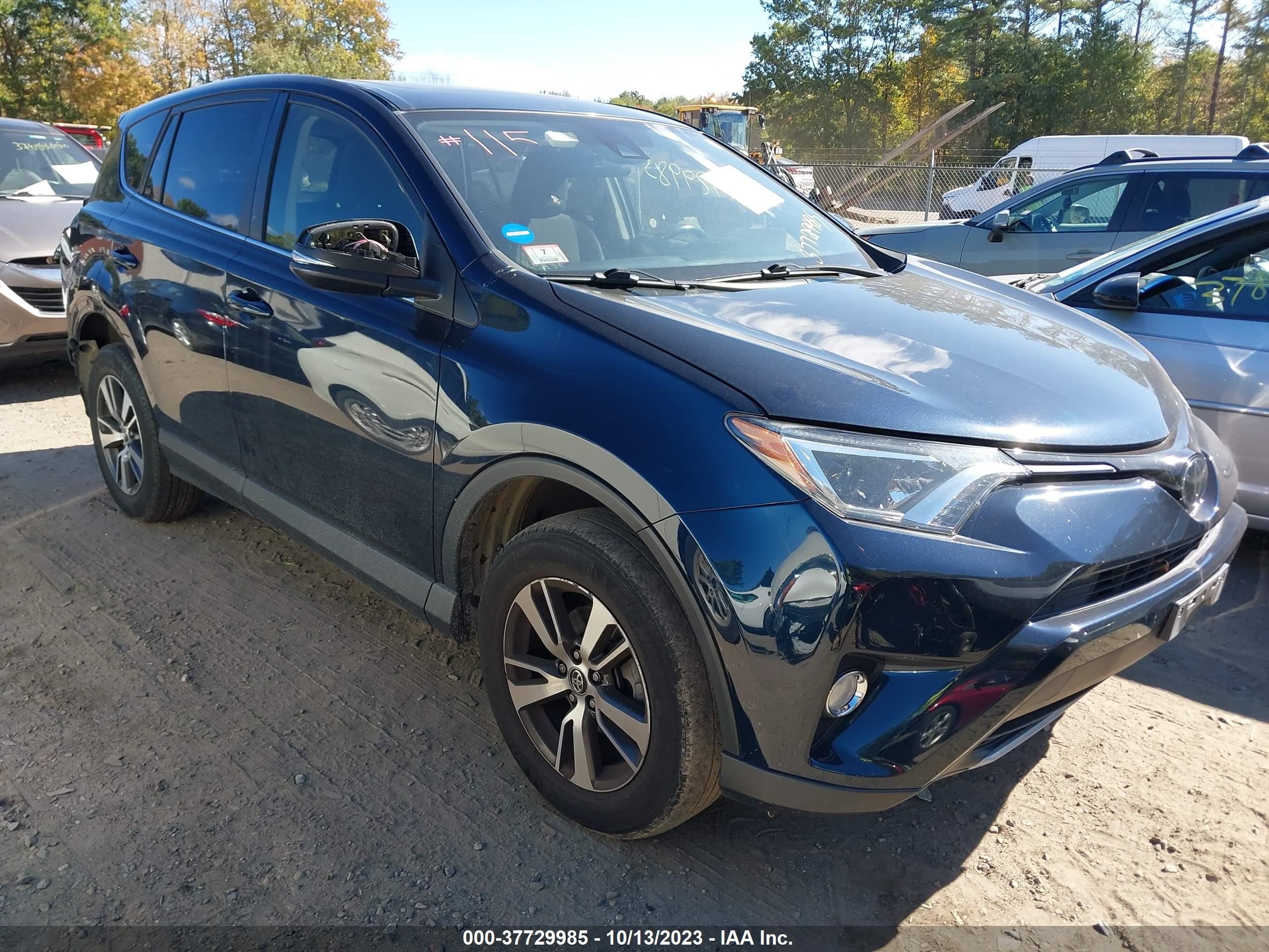 TOYOTA RAV 4 2018 jtmrfrev9jj220893