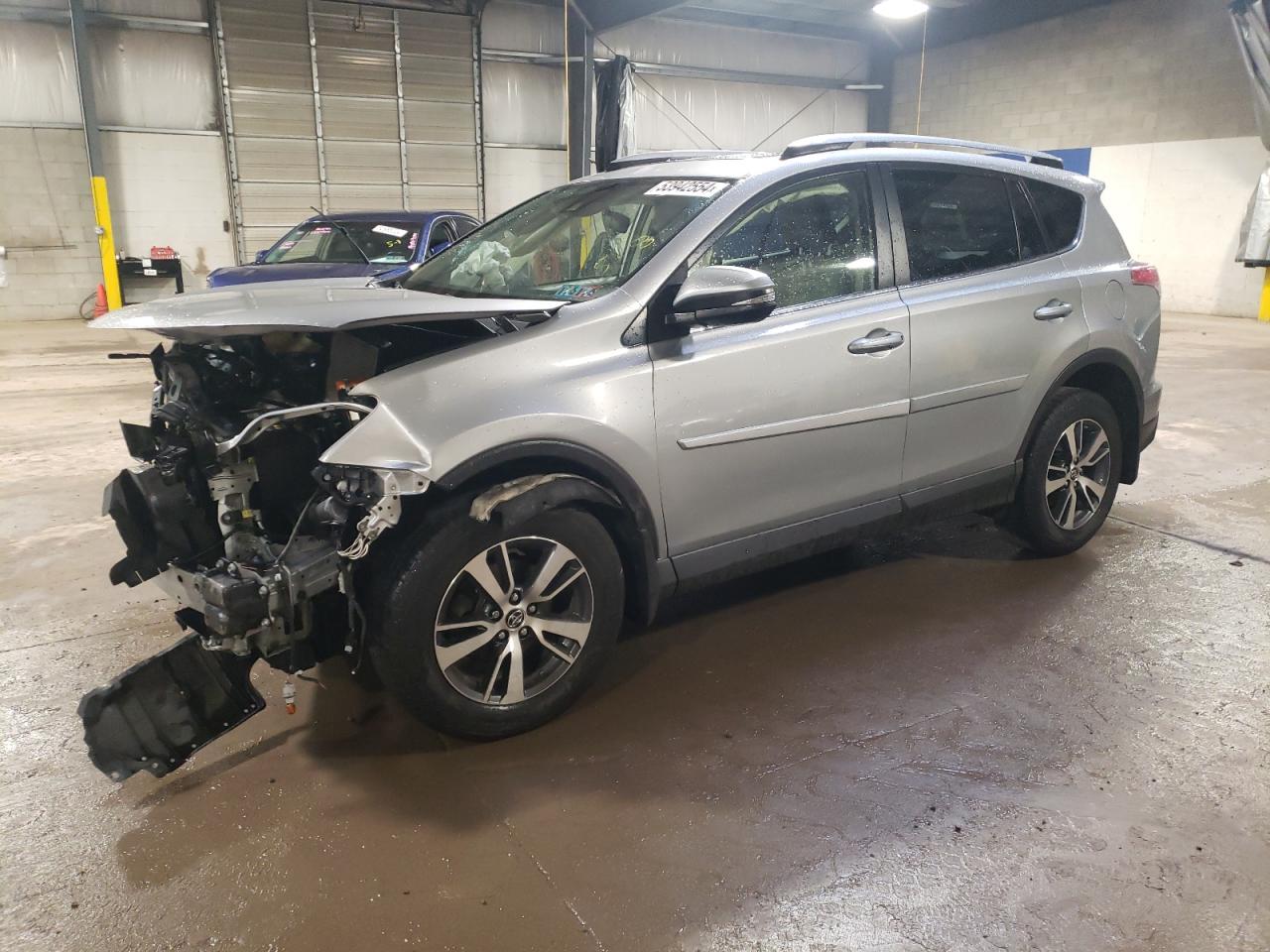 TOYOTA RAV 4 2018 jtmrfrev9jj255756