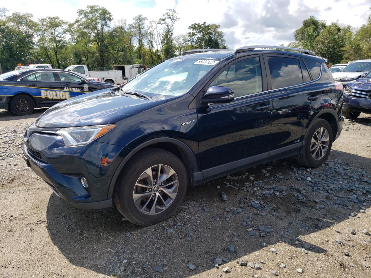 TOYOTA RAV 4 2017 jtmrjrev0hd089649