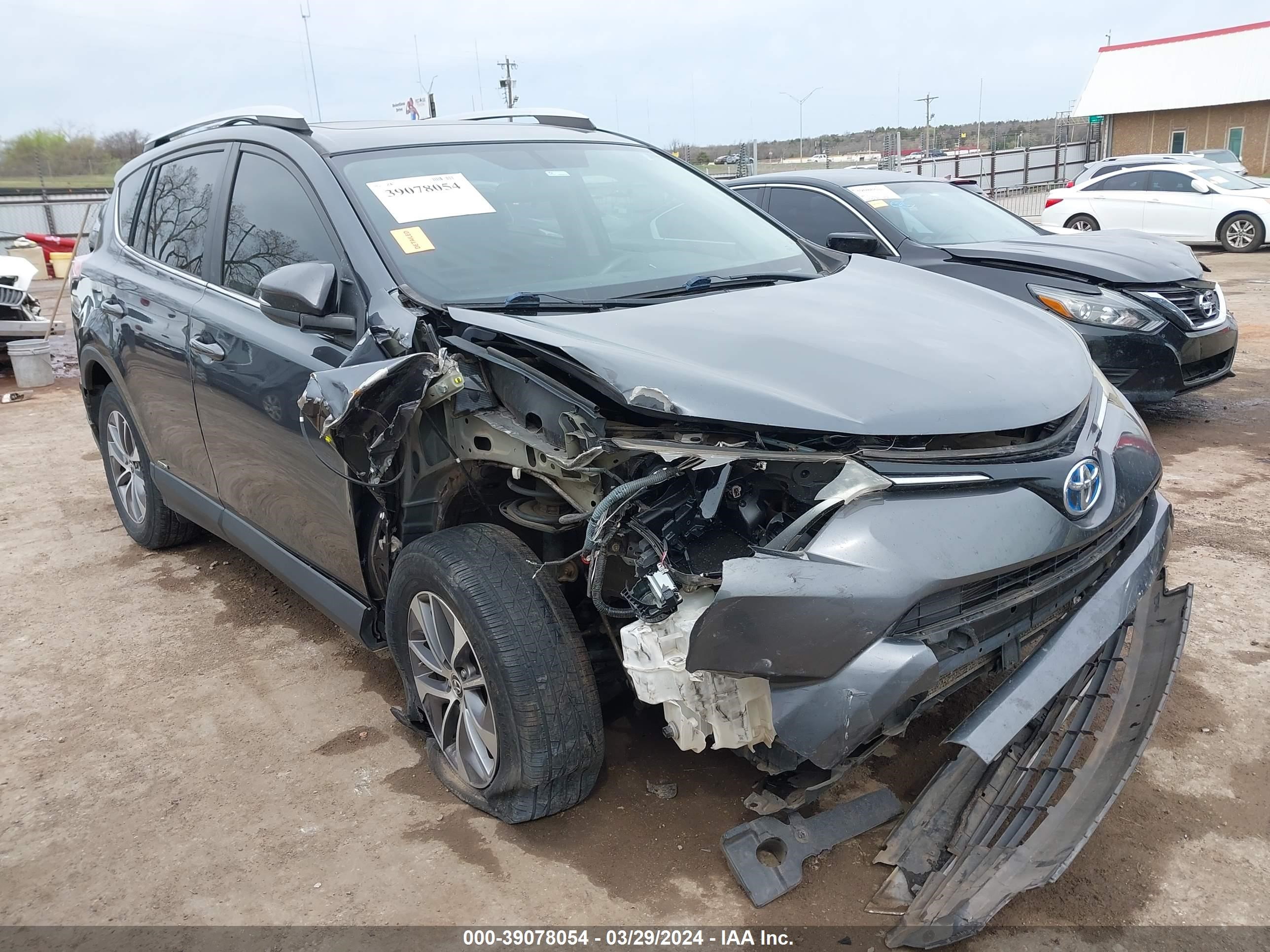 TOYOTA RAV 4 2016 jtmrjrev2gd002512