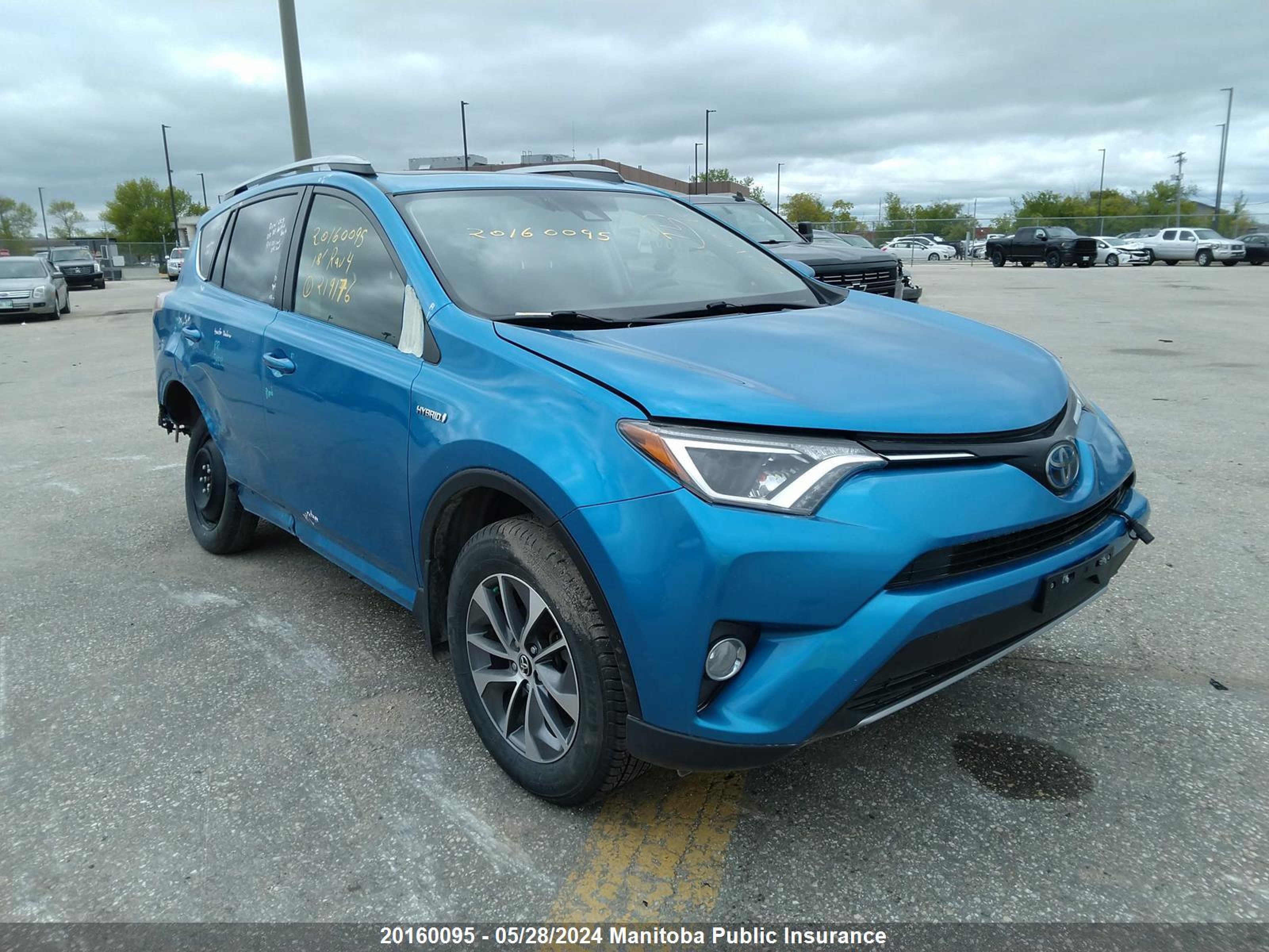 TOYOTA RAV 4 2018 jtmrjrev2jd219176