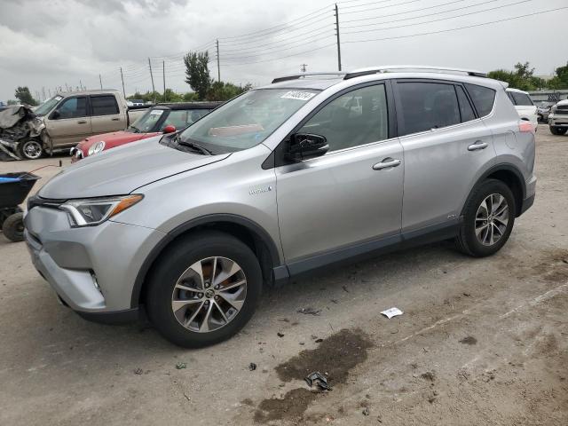 TOYOTA RAV4 2017 jtmrjrev3hd123065