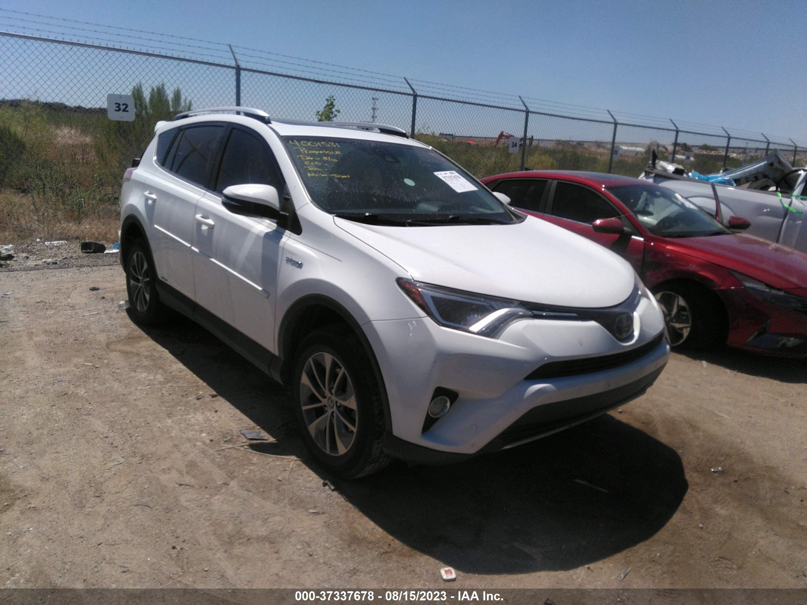 TOYOTA RAV 4 2016 jtmrjrev4gd041229