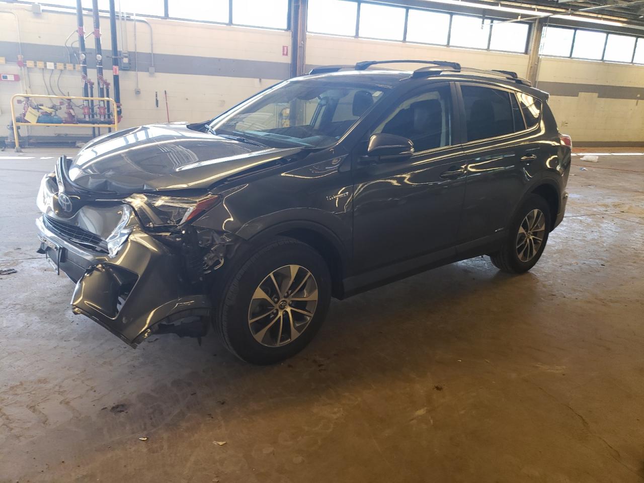 TOYOTA RAV 4 2018 jtmrjrev6jd229905