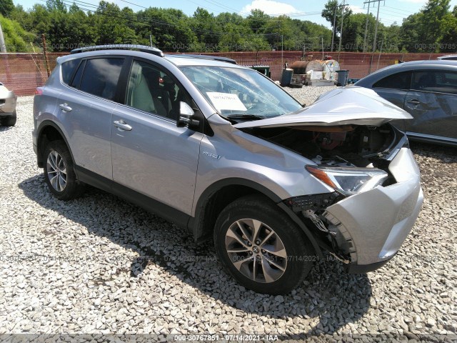 TOYOTA RAV4 2018 jtmrjrev6jd245702