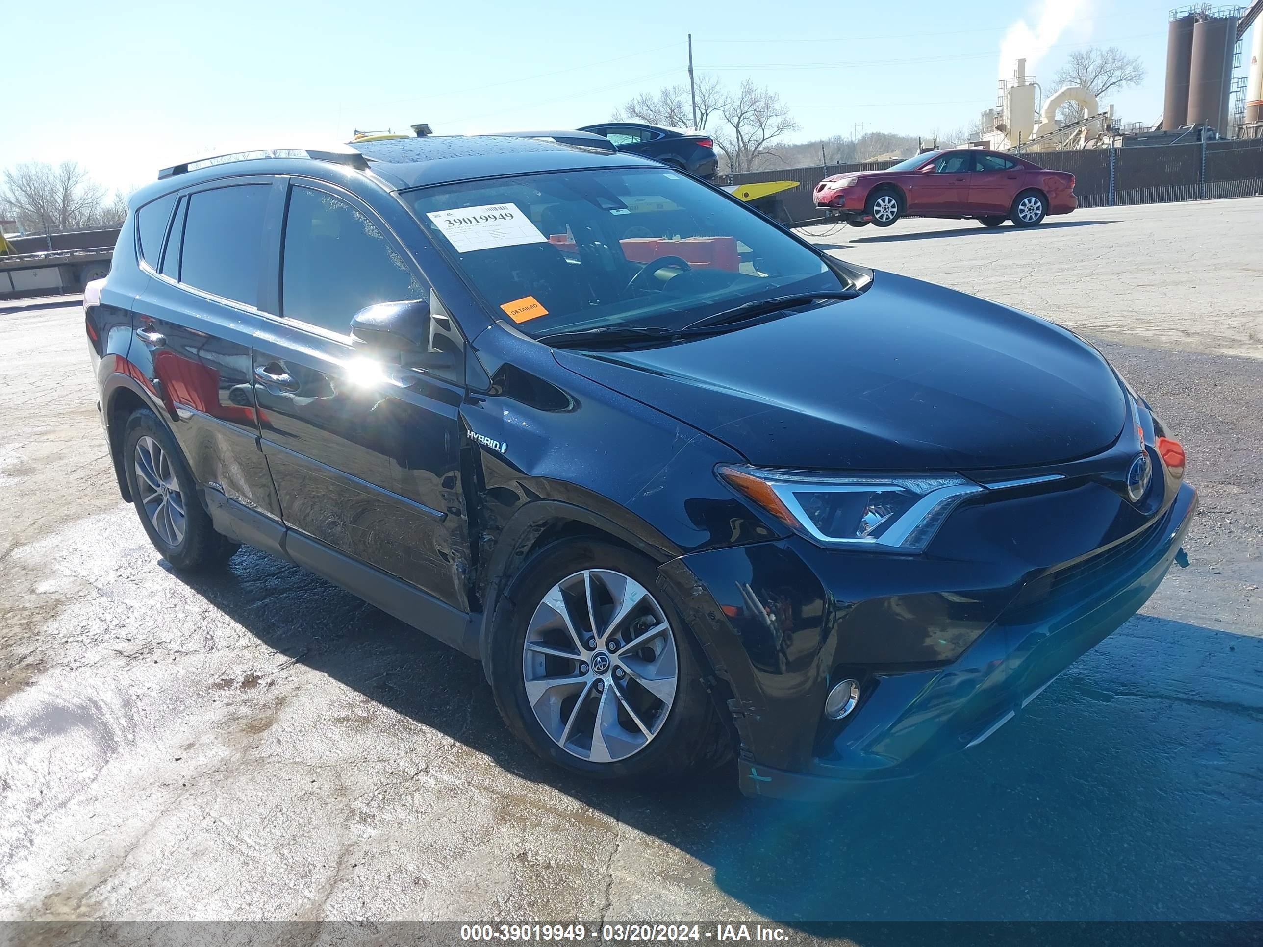 TOYOTA RAV 4 2017 jtmrjrev9hd097751