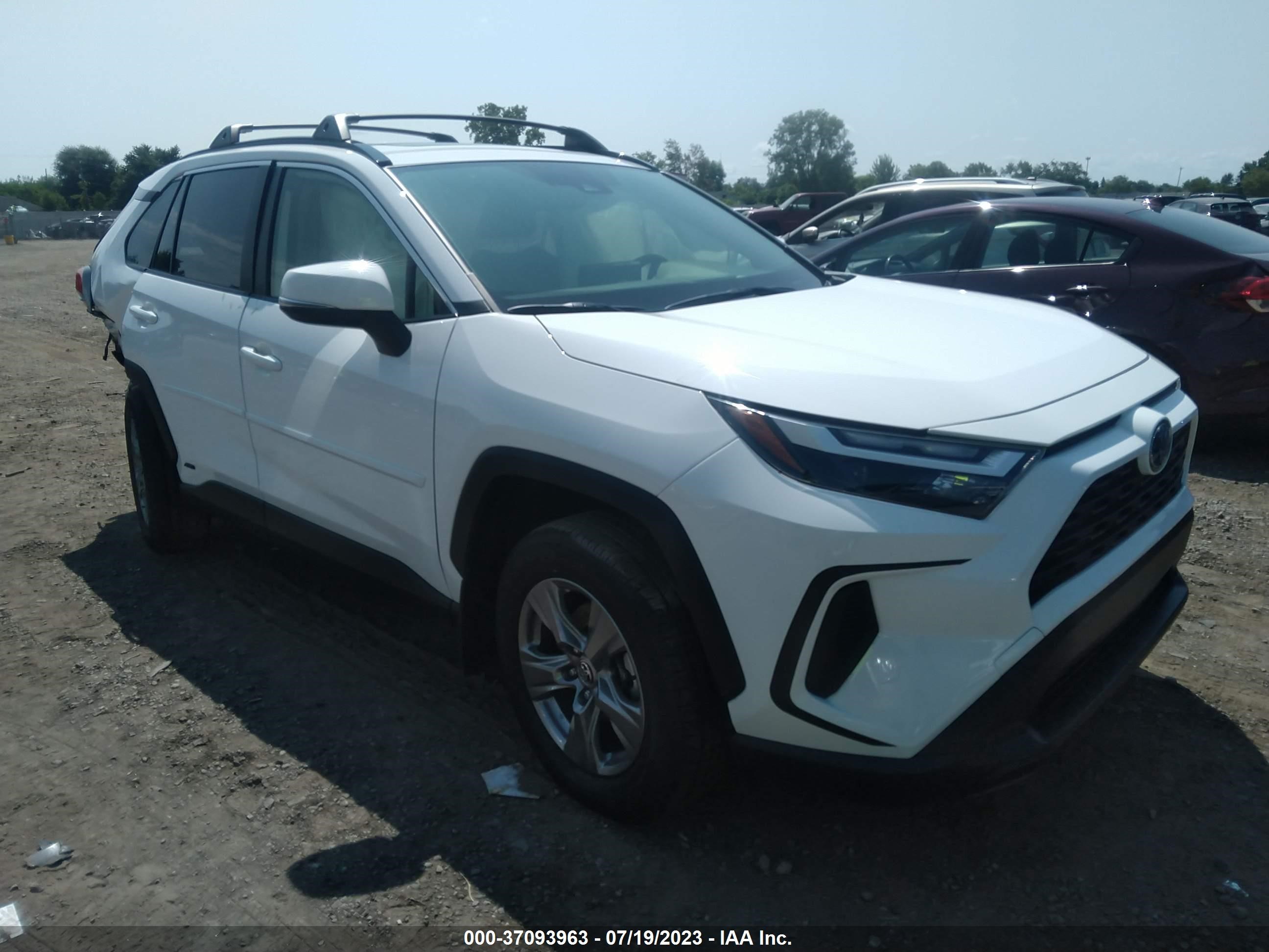 TOYOTA RAV 4 2023 jtmrwrfv4pd167302