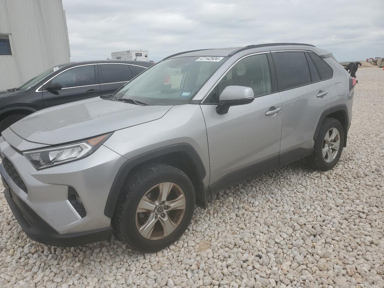 TOYOTA RAV 4 2019 jtmw1rfv2kj003879