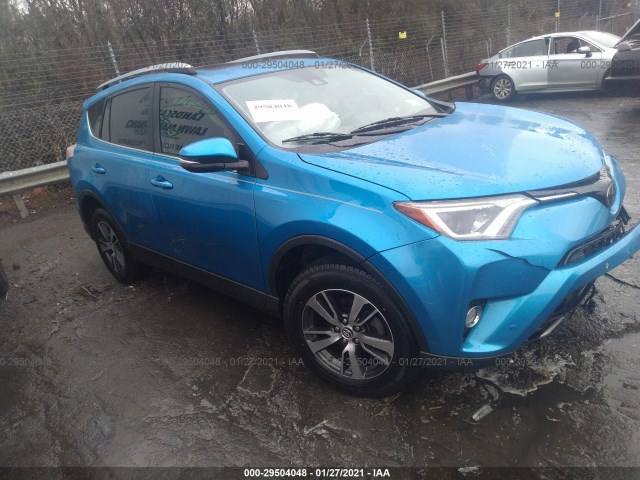 TOYOTA RAV4 2017 jtmwfrev0hd106941