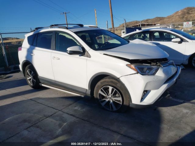 TOYOTA RAV4 2017 jtmwfrev2hd102275