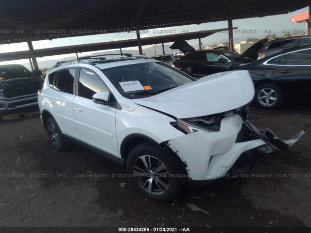 TOYOTA RAV4 2017 jtmwfrev2hd102597