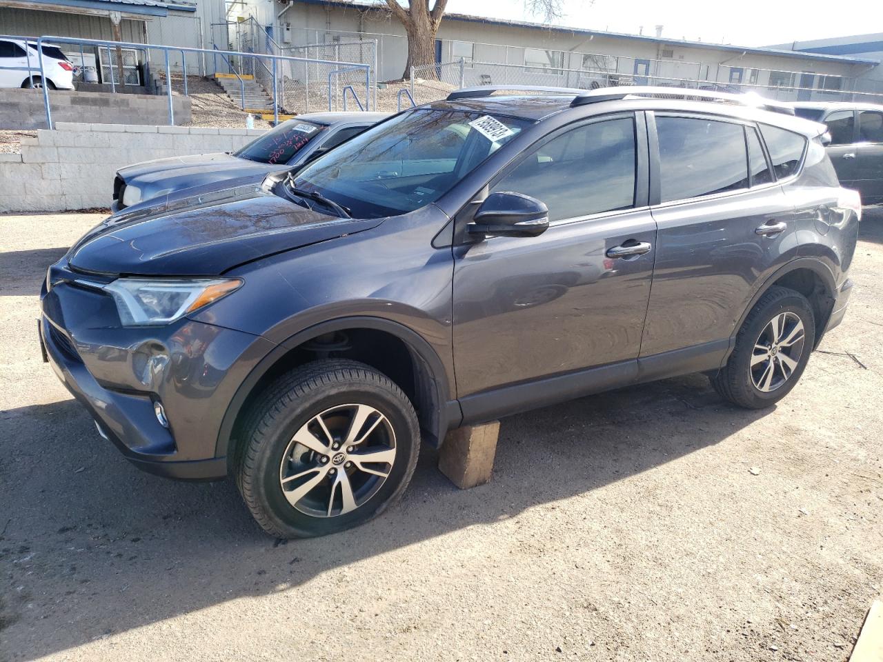 TOYOTA RAV 4 2018 jtmwfrev2jj727170