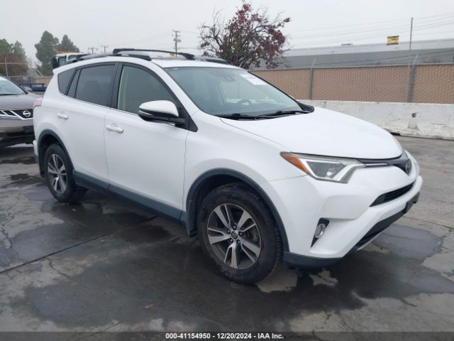 TOYOTA RAV4 2017 jtmwfrev4hd100494