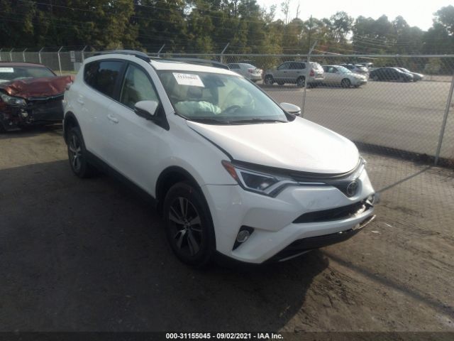 TOYOTA RAV4 2017 jtmwfrev4hj701566