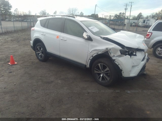 TOYOTA RAV4 2017 jtmwfrev4hj710591