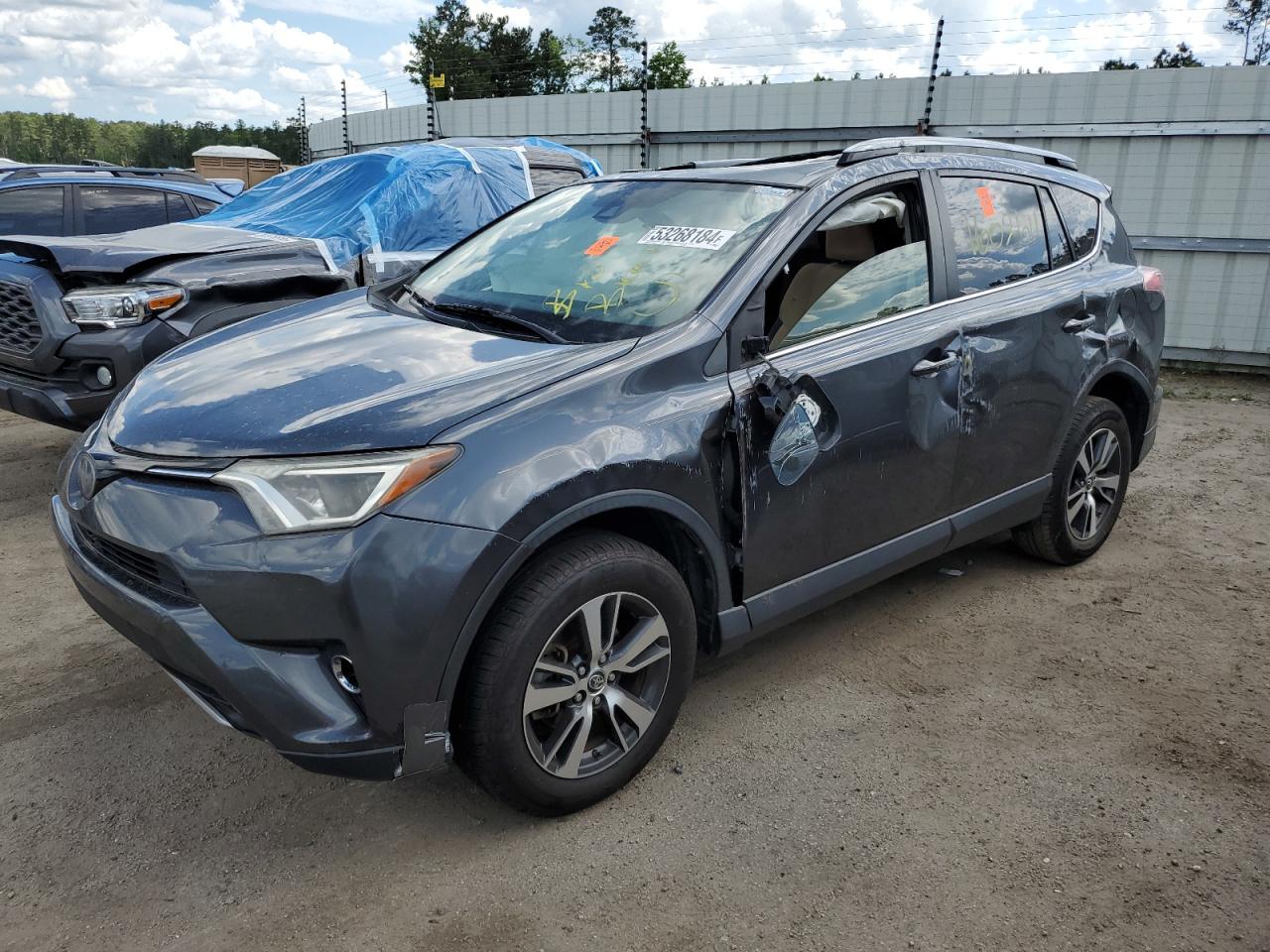 TOYOTA RAV 4 2018 jtmwfrev4jd114630