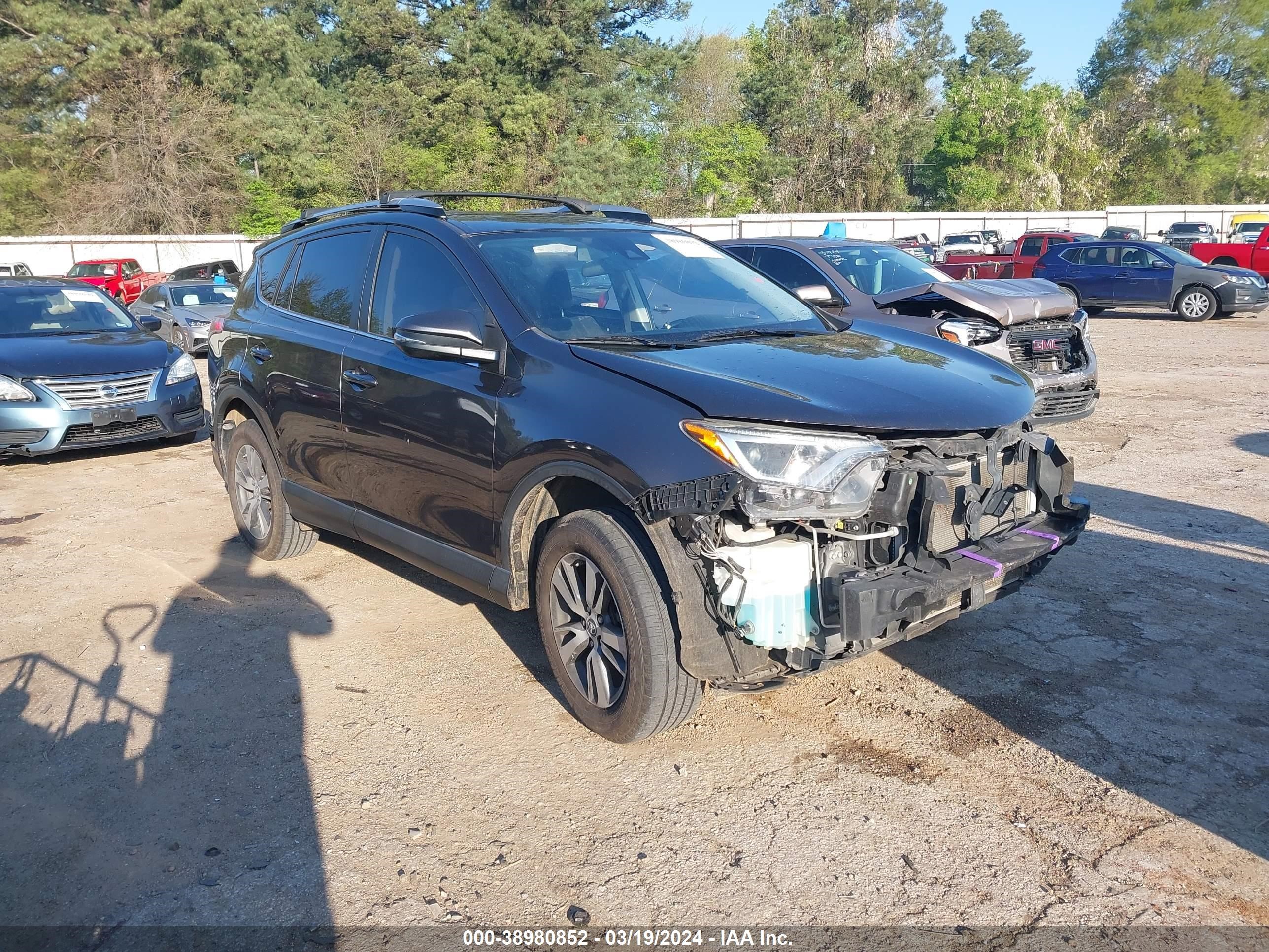 TOYOTA RAV 4 2018 jtmwfrev4jj186123