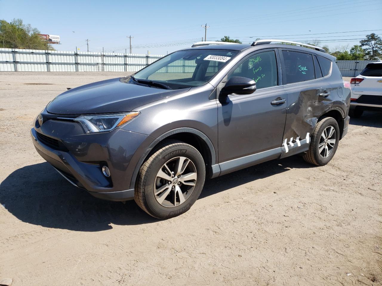 TOYOTA RAV 4 2018 jtmwfrev4jj725596