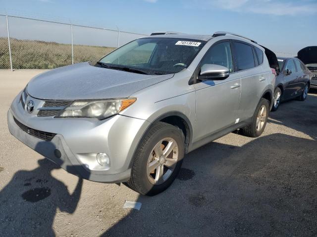 TOYOTA RAV4 XLE 2013 jtmwfrev5d5000246