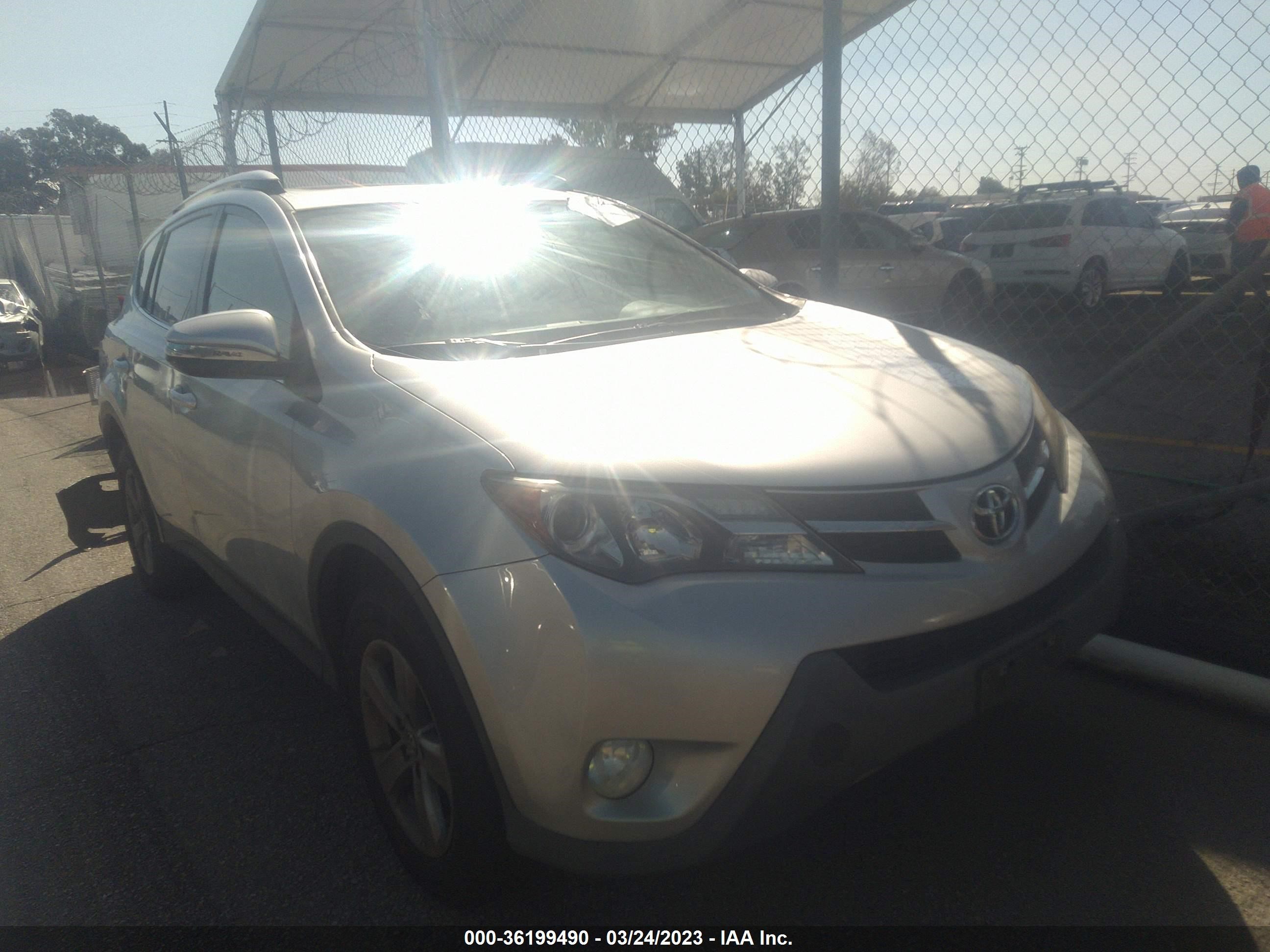 TOYOTA RAV 4 2015 jtmwfrev5fd069477