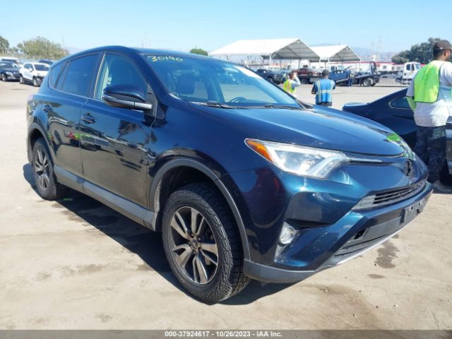 TOYOTA RAV4 2017 jtmwfrev7hd105592