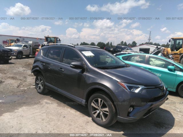 TOYOTA RAV4 2017 jtmwfrev8hj707130