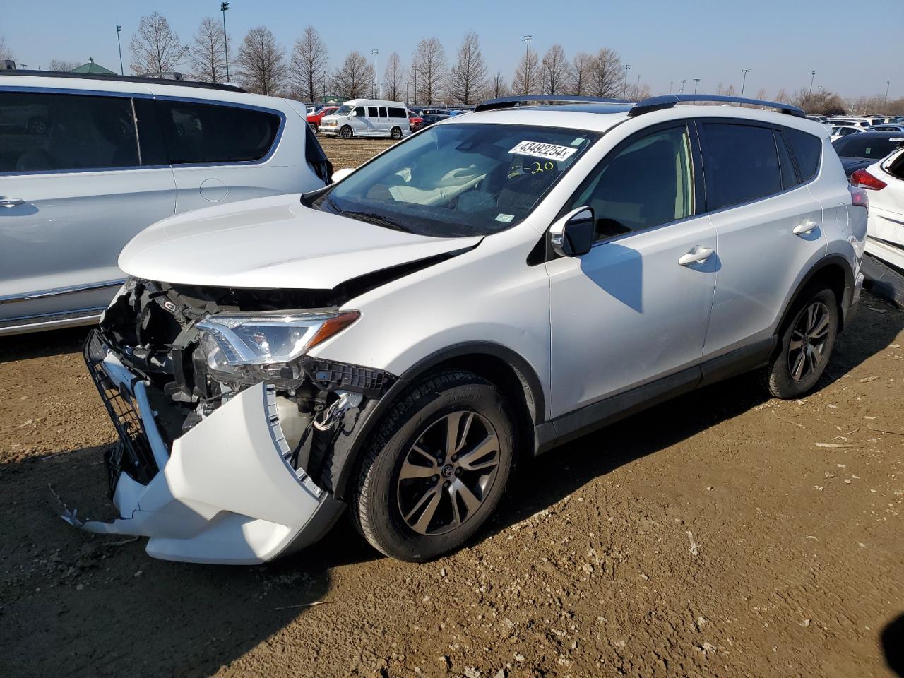 TOYOTA RAV 4 2018 jtmwfrev8jj753238