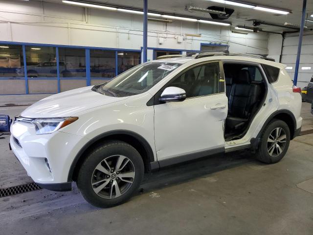 TOYOTA RAV4 XLE 2017 jtmwfrevxhj713351