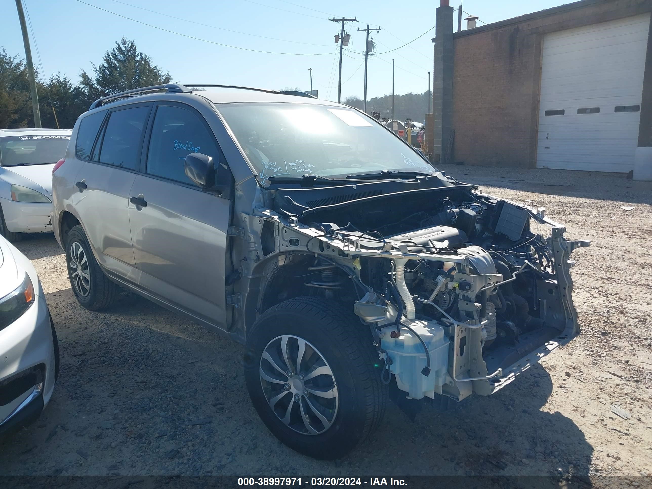 TOYOTA RAV 4 2006 jtmzd33v866013752