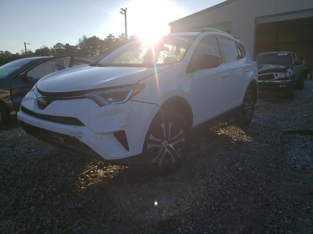 TOYOTA RAV4 LE 2017 jtmzfrev0hj107666