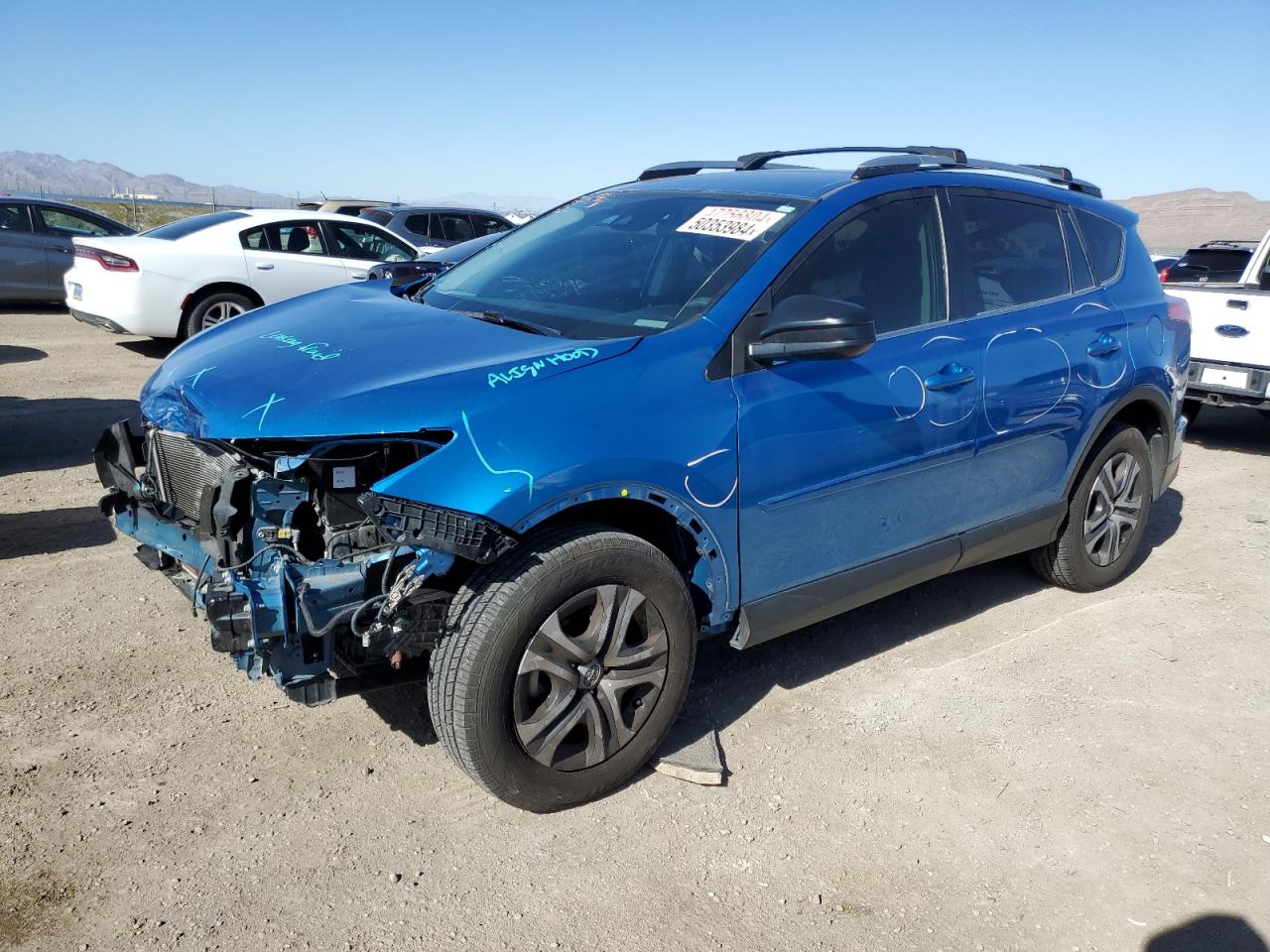 TOYOTA RAV 4 2017 jtmzfrev0hj137816