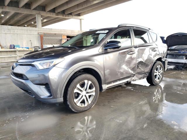 TOYOTA RAV4 LE 2017 jtmzfrev0hj710911