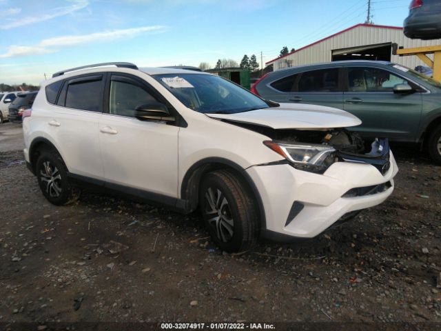 TOYOTA RAV4 2017 jtmzfrev1hj140952