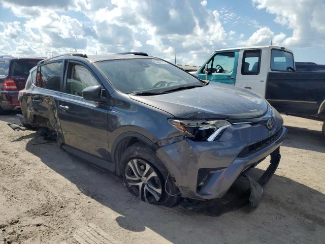 TOYOTA RAV4 LE 2017 jtmzfrev1hj700730