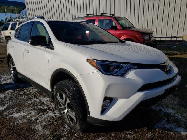 TOYOTA RAV4 LE 2017 jtmzfrev1hj714613