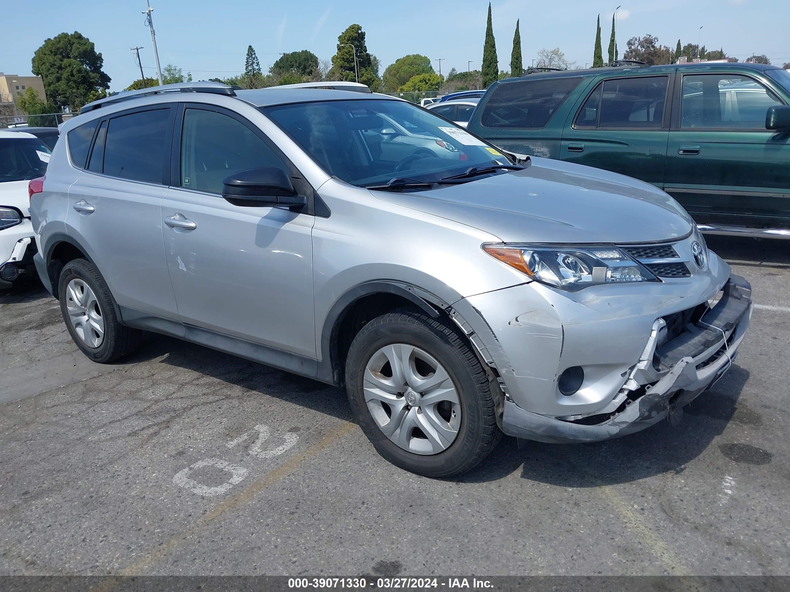 TOYOTA RAV 4 2015 jtmzfrev2fj044079