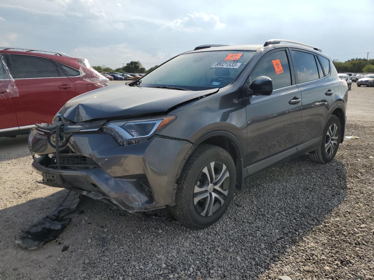 TOYOTA RAV 4 2017 jtmzfrev2hj128955