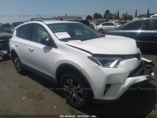 TOYOTA RAV4 2017 jtmzfrev2hj135341