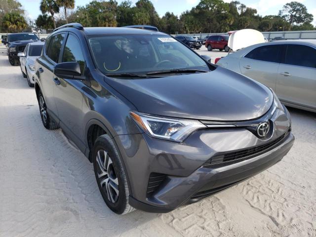 TOYOTA RAV4 LE 2017 jtmzfrev2hj700249