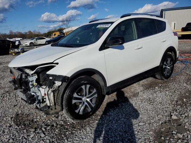 TOYOTA RAV4 LE 2017 jtmzfrev2hj718587