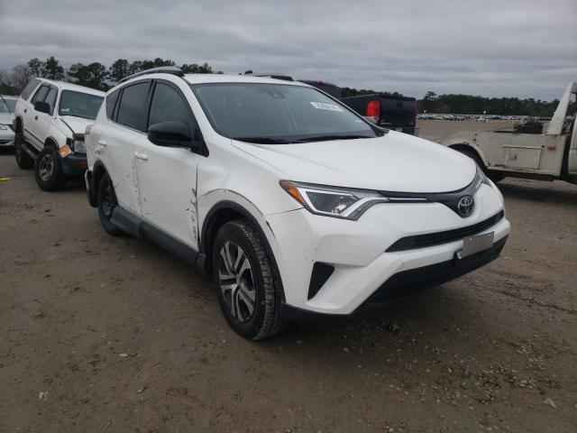 TOYOTA RAV4 LE 2017 jtmzfrev3hj700597