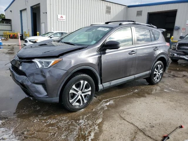 TOYOTA RAV4 LE 2017 jtmzfrev4hj114653