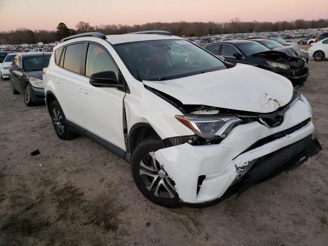 TOYOTA RAV4 LE 2017 jtmzfrev4hj702097