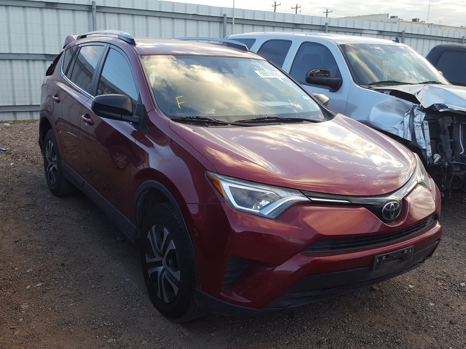 TOYOTA RAV4 LE 2018 jtmzfrev4jd121252