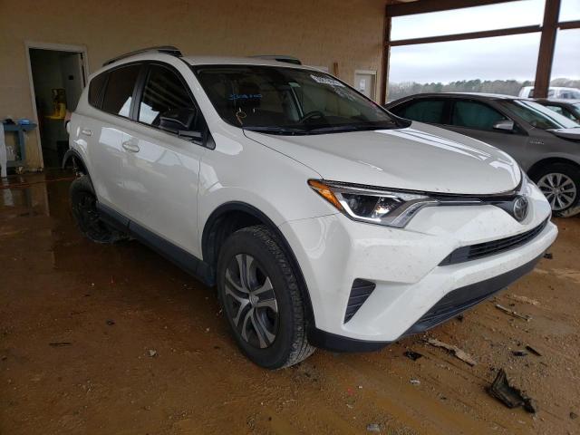 TOYOTA RAV4 LE 2018 jtmzfrev4jj155161