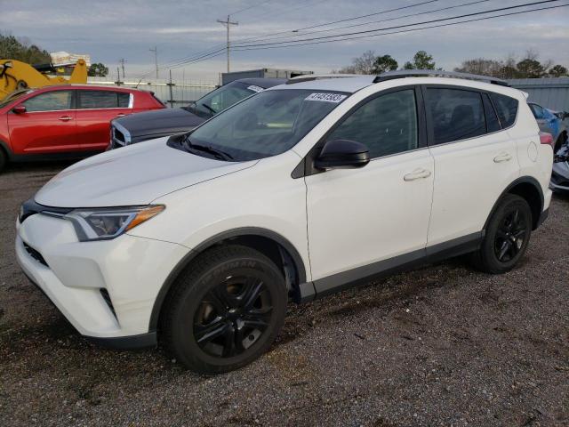 TOYOTA RAV4 LE 2018 jtmzfrev4jj198365