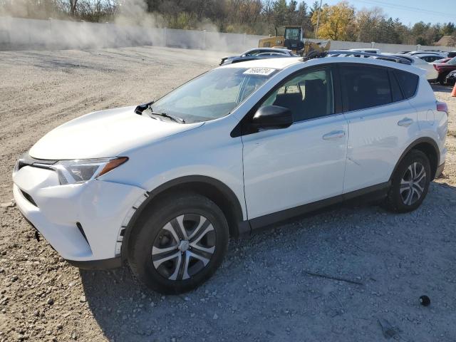 TOYOTA RAV4 LE 2018 jtmzfrev4jj731895