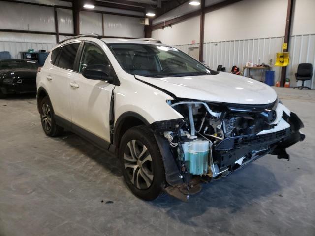 TOYOTA RAV4 LE 2018 jtmzfrev5jj725149